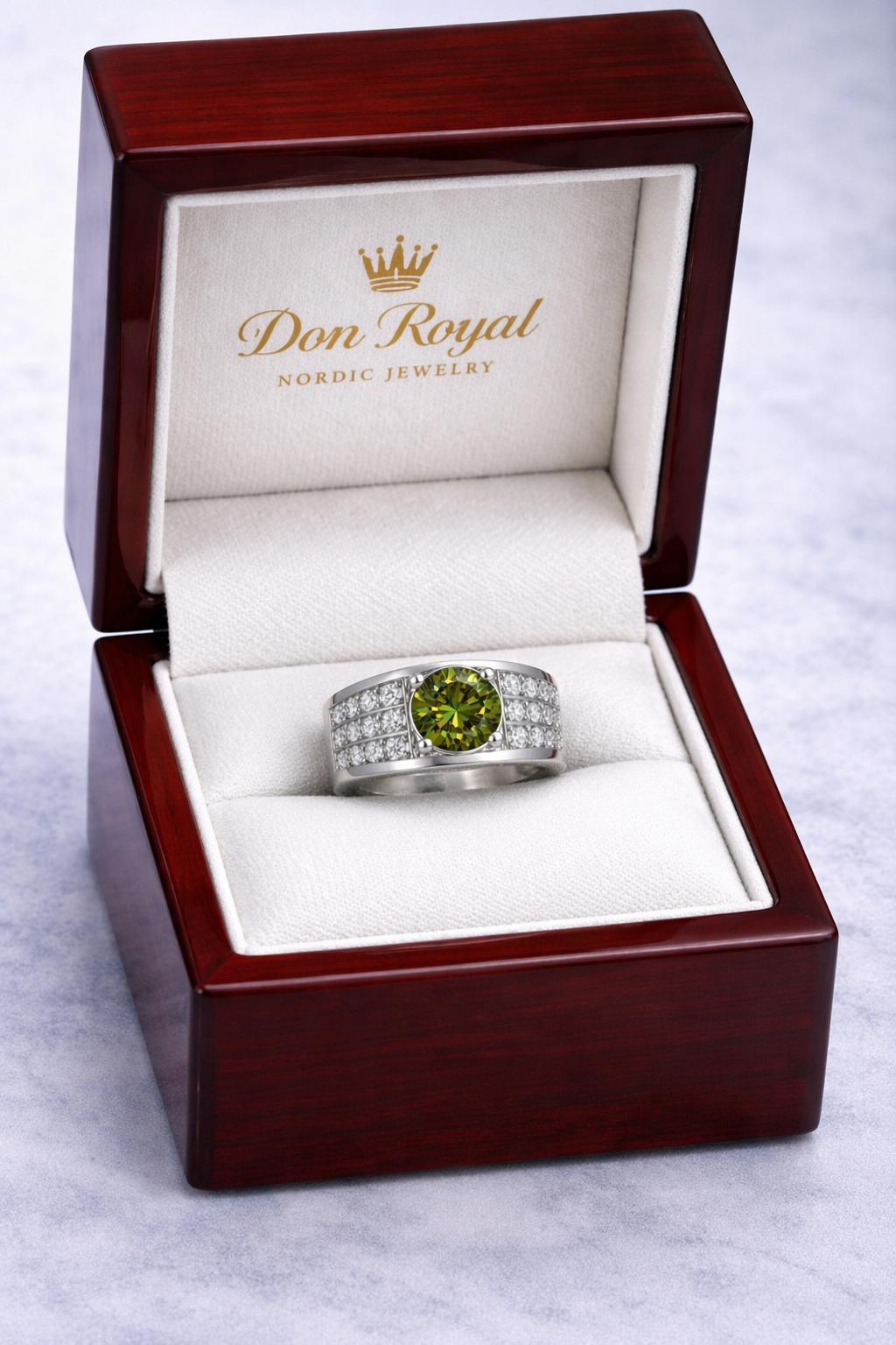 alexandrite diamond gold ring in box