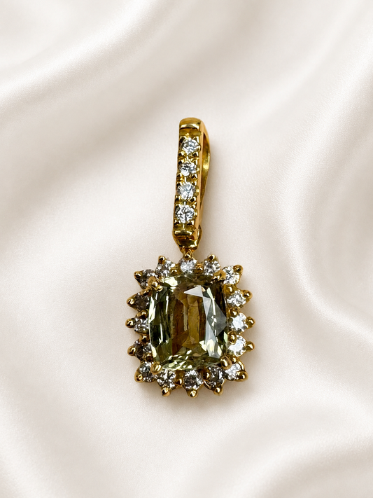 natural alexandrite diamond halo yellow gold pendant for necklace