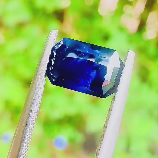1.44 ct blue sapphire certified