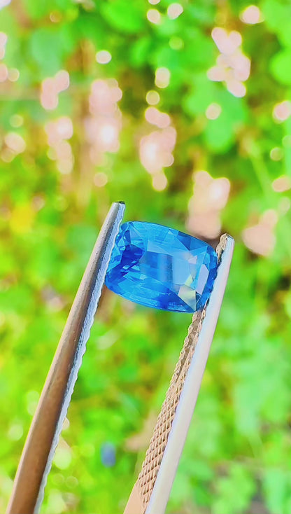 1.09 ct blue sapphire certified