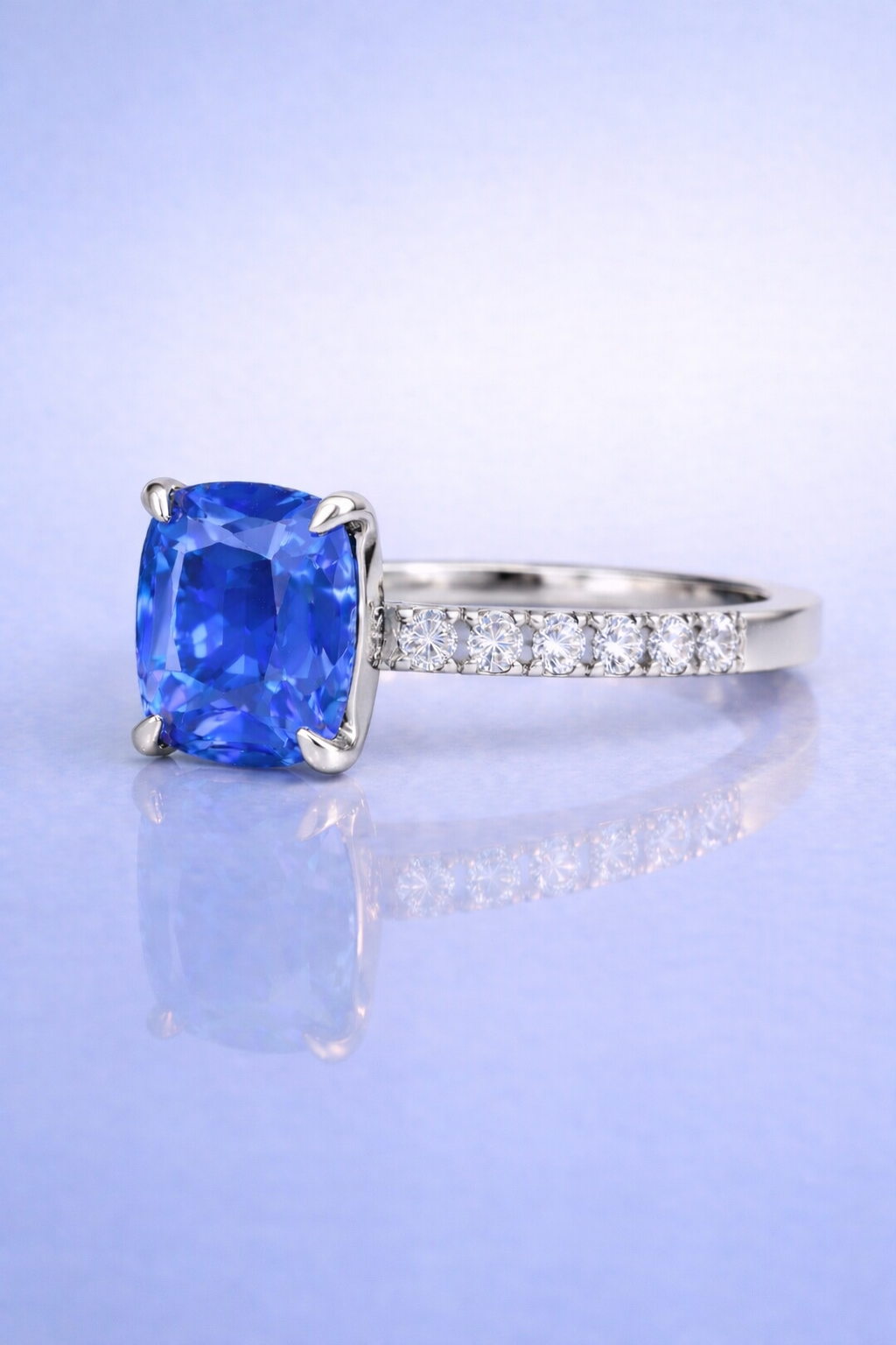 blue sapphire diamond platinum ring